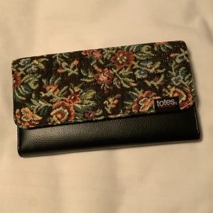 totes Trifold Floral Tapestry Multi-Pocket Wallet - NWOT